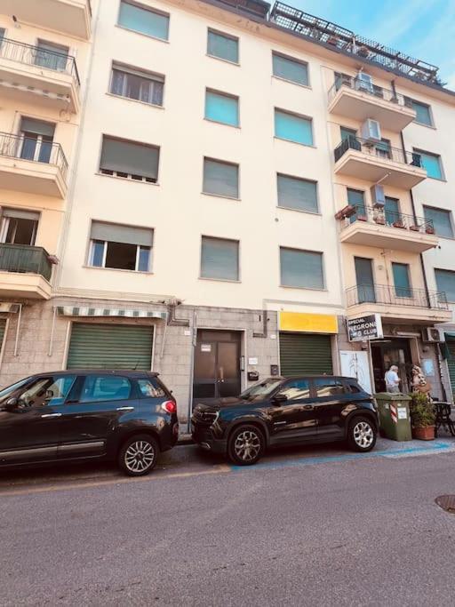 Casa Al Mare Valentina Lägenhet Viareggio Exteriör bild