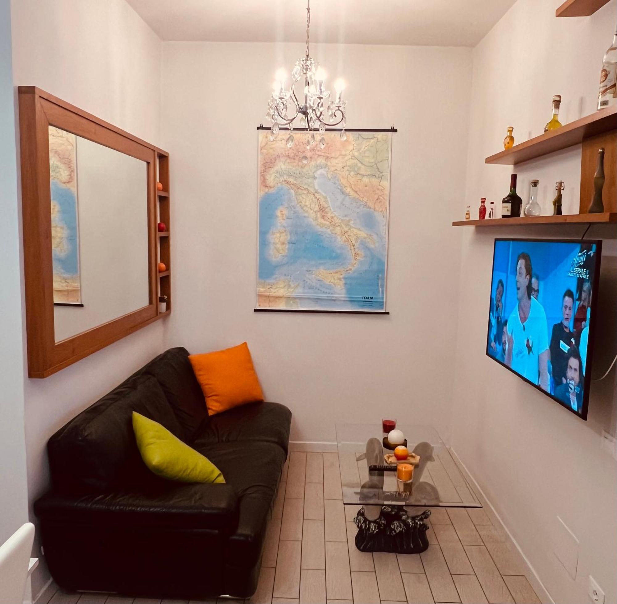 Casa Al Mare Valentina Lägenhet Viareggio Exteriör bild